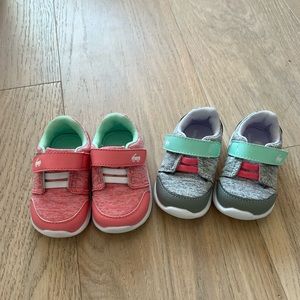 See Kai Run basics - like new - size 4 - 2 pairs